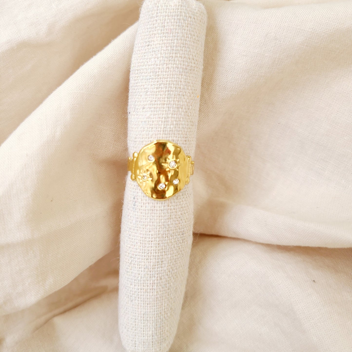 Bague étoilée