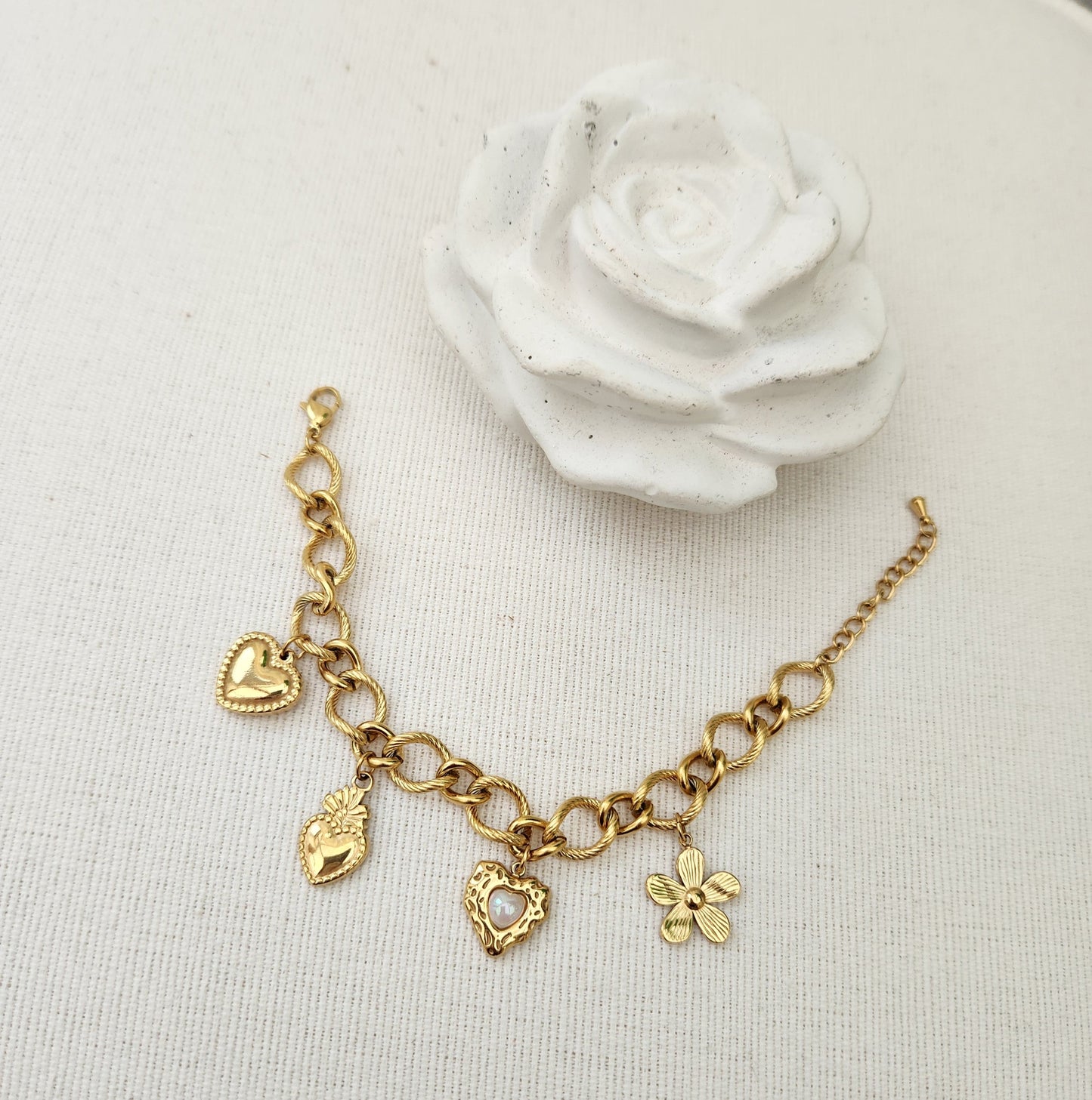 Bracelet cœur – gros maillons & charms tendance