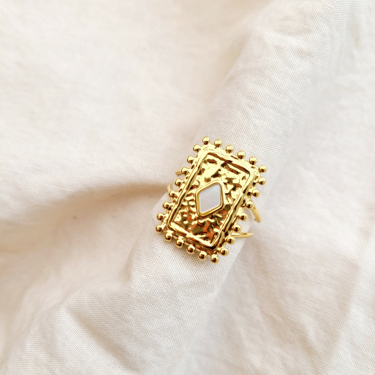 Bague rectangle dorée