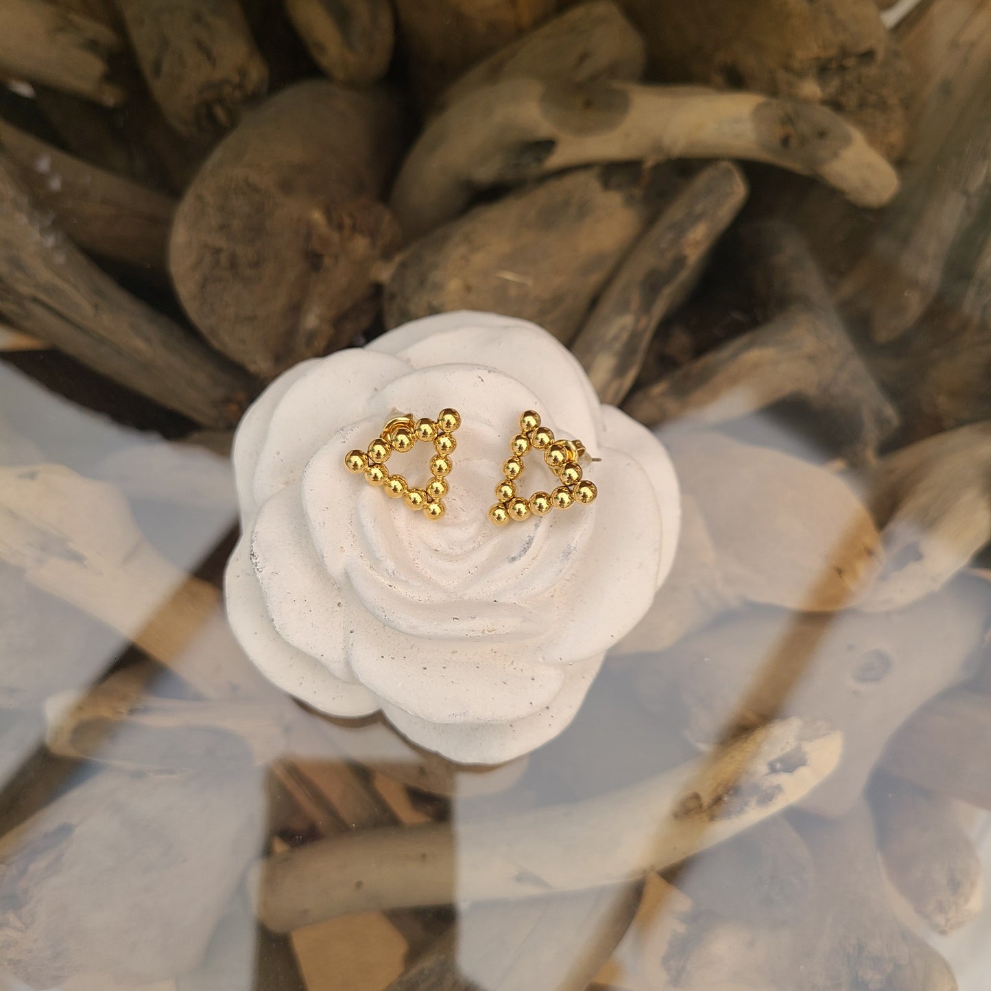Boucle d'oreille triangle boule