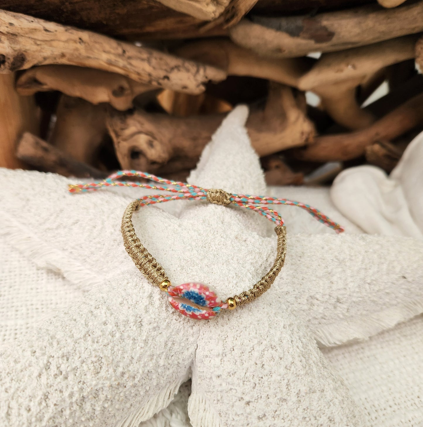 Bracelet coquillage Cauri