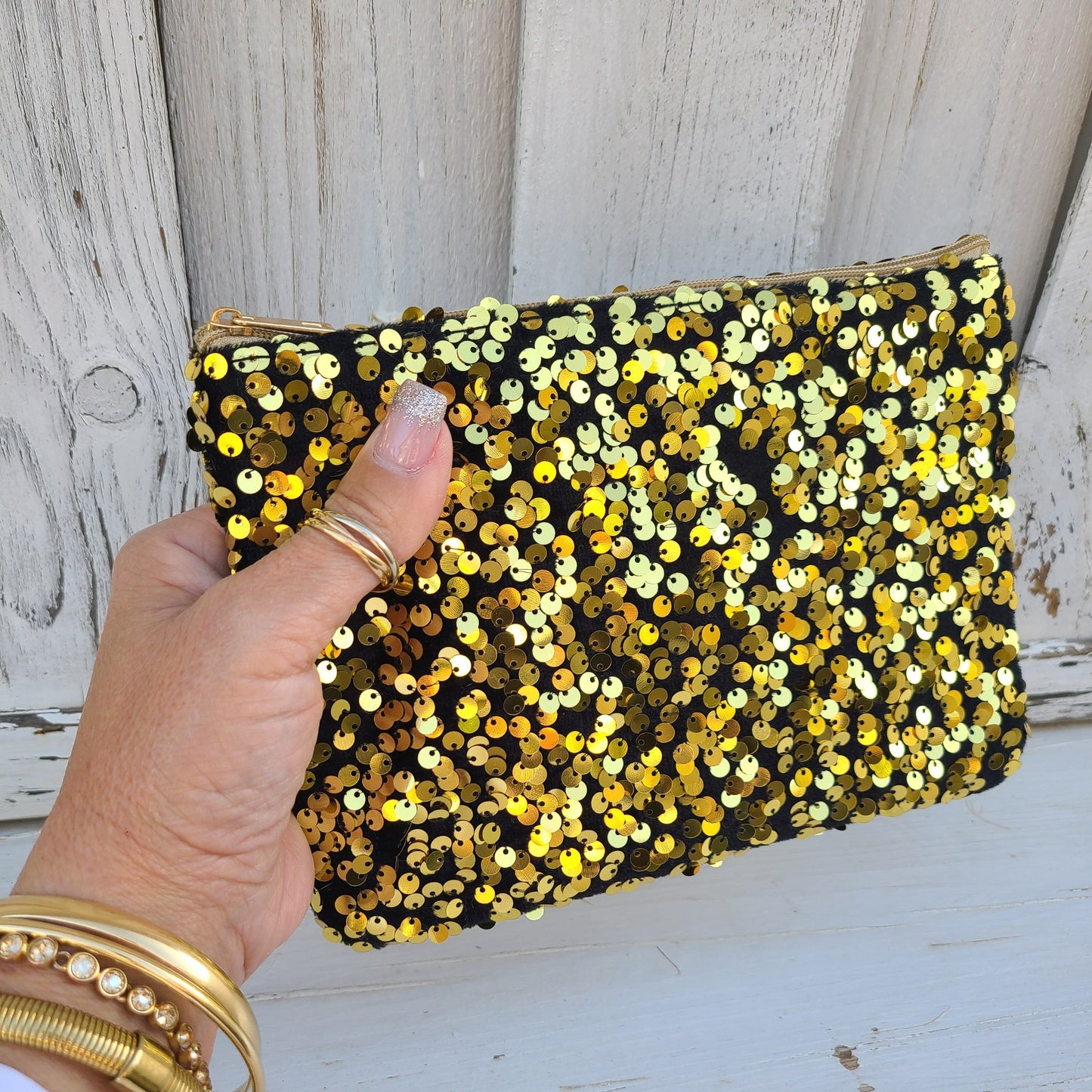 Pochette pailletée en sequins